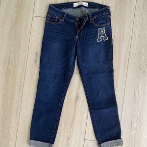 Abercrombie & Fitch Low Rise Cropped Jeans Size w25